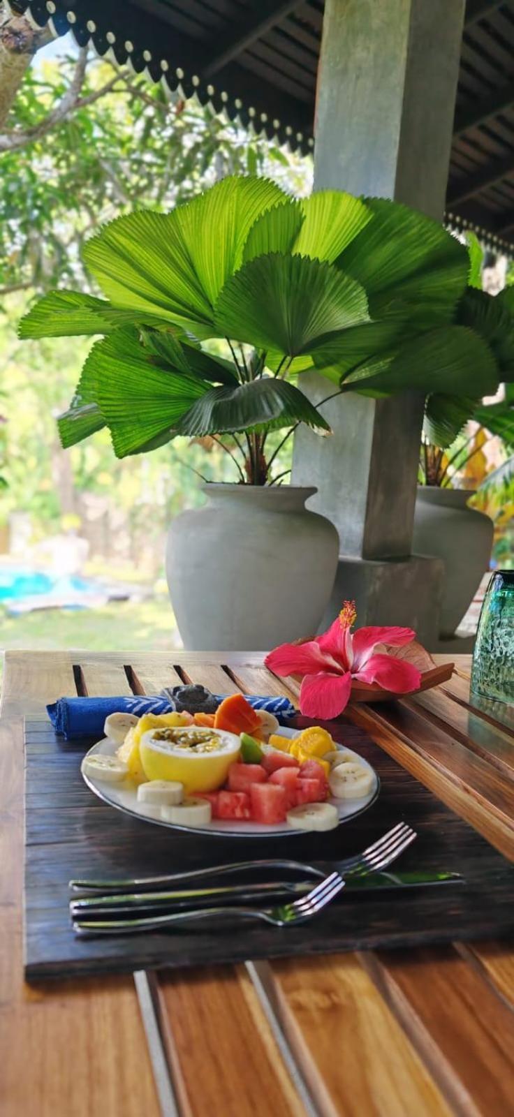 Villa Lyvie hotel&wellness Tangalle Esterno foto