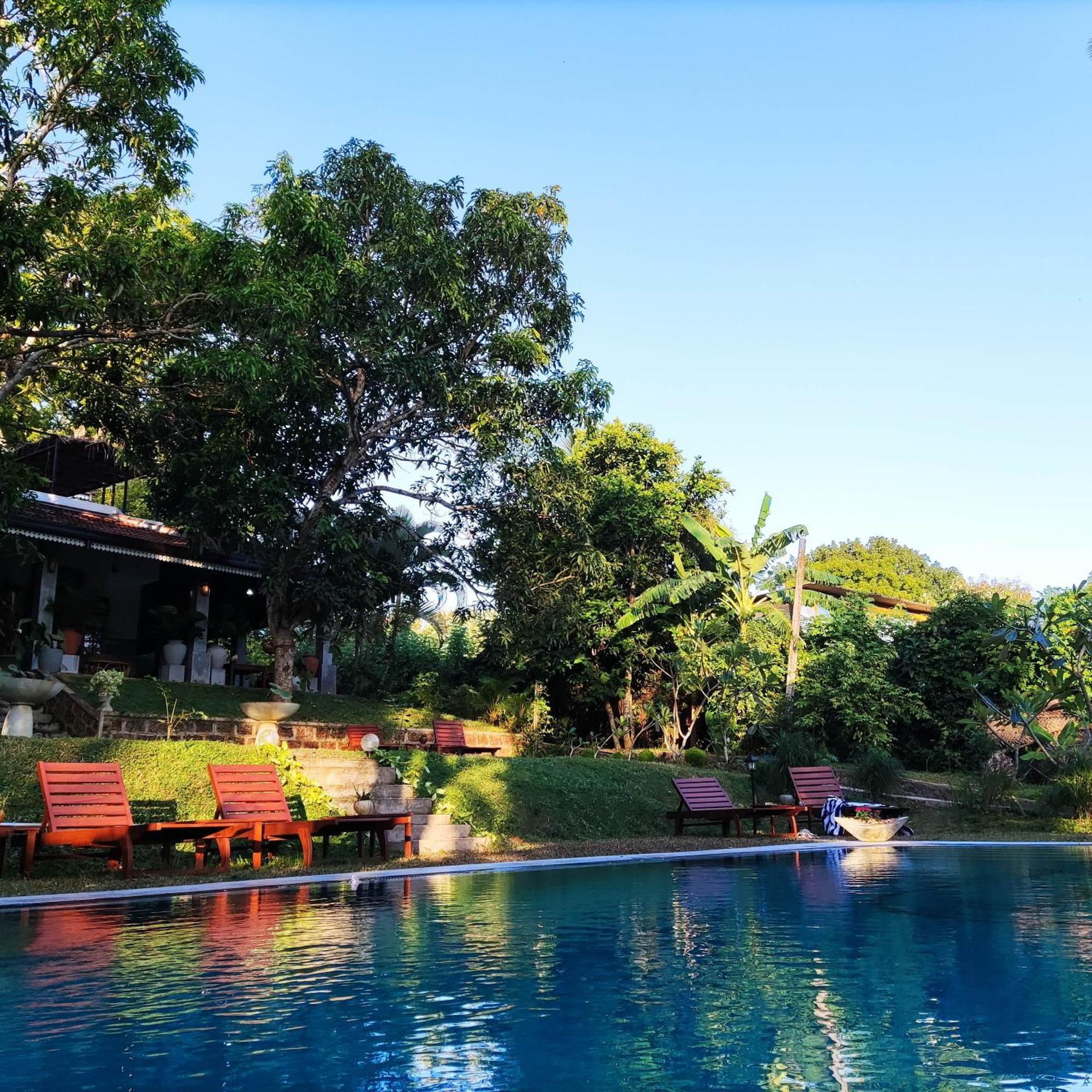 Villa Lyvie hotel&wellness Tangalle Esterno foto