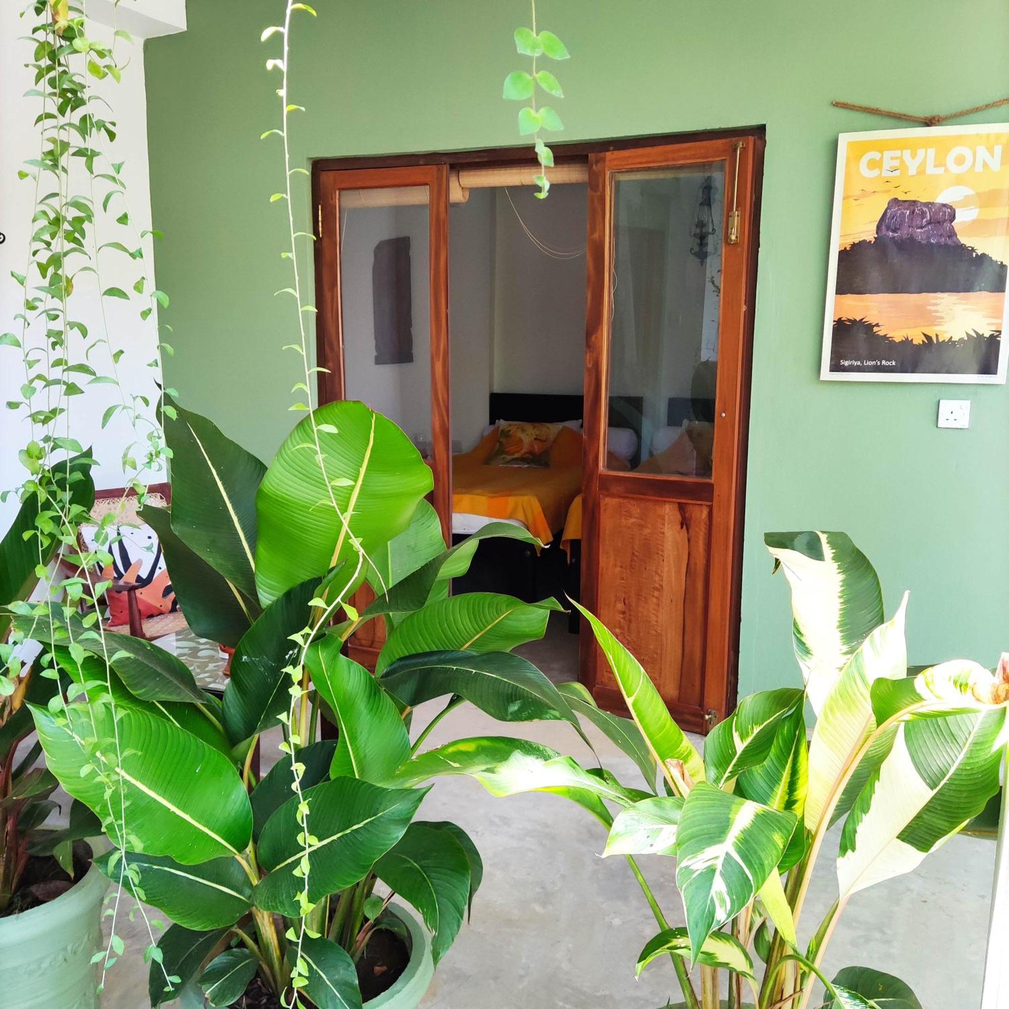Villa Lyvie hotel&wellness Tangalle Esterno foto