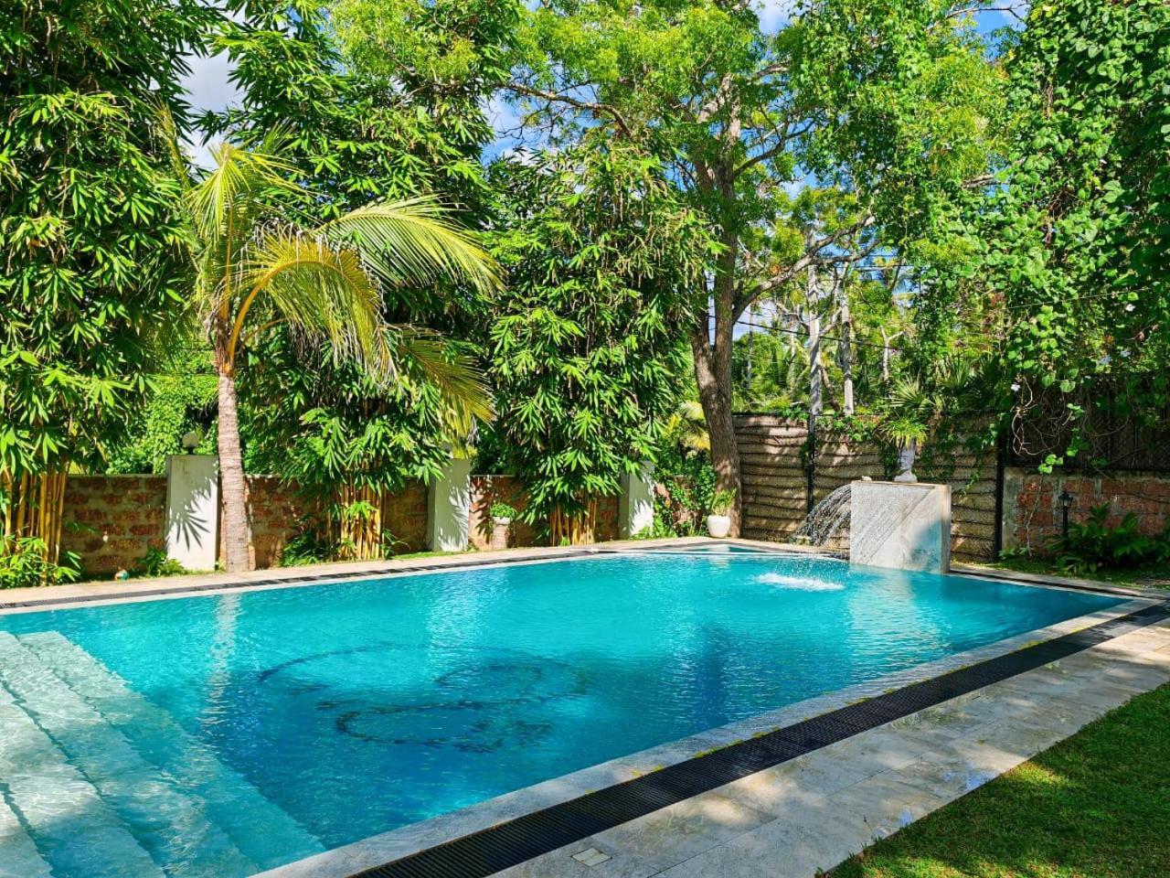 Villa Lyvie hotel&wellness Tangalle Esterno foto