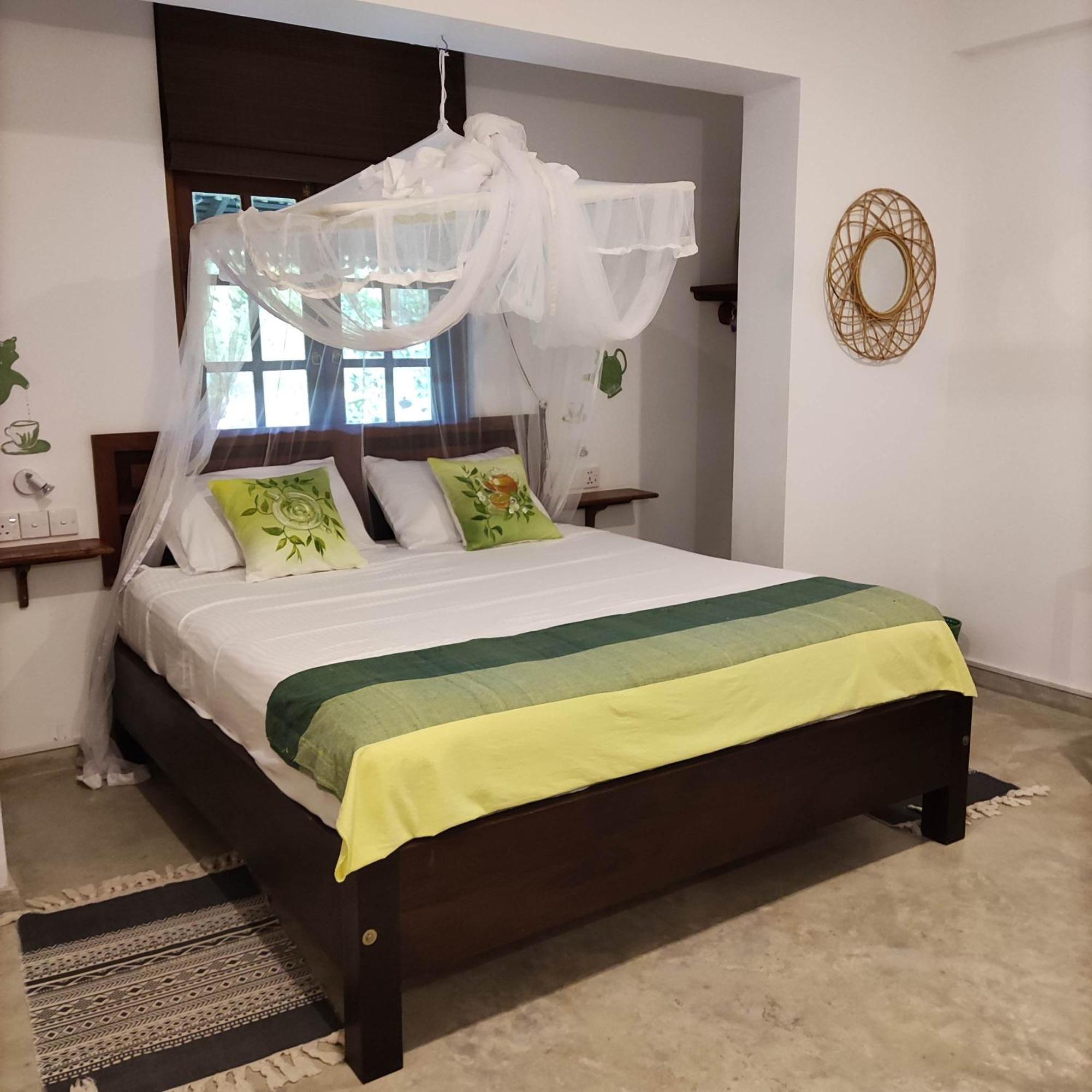 Villa Lyvie hotel&wellness Tangalle Esterno foto