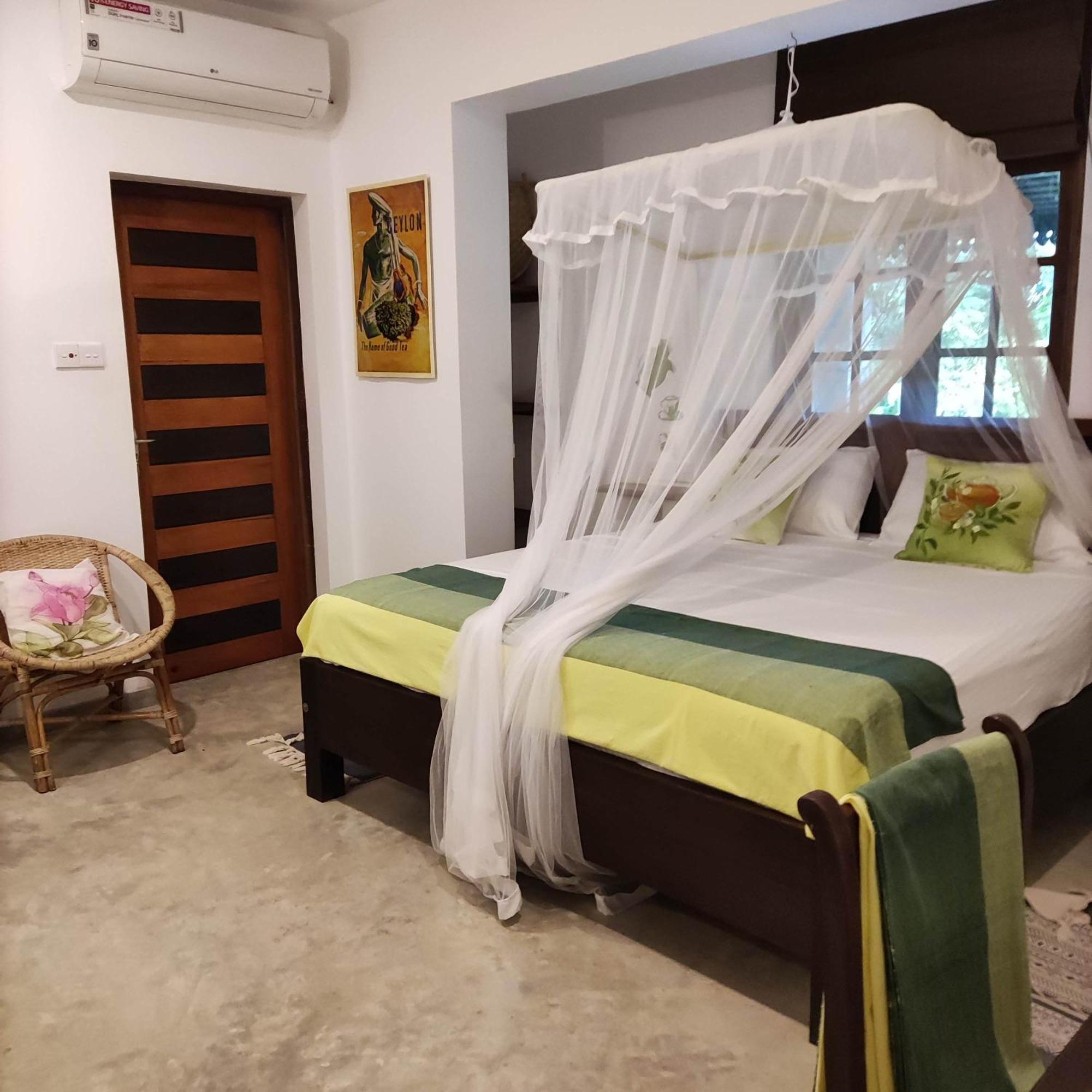 Villa Lyvie hotel&wellness Tangalle Esterno foto