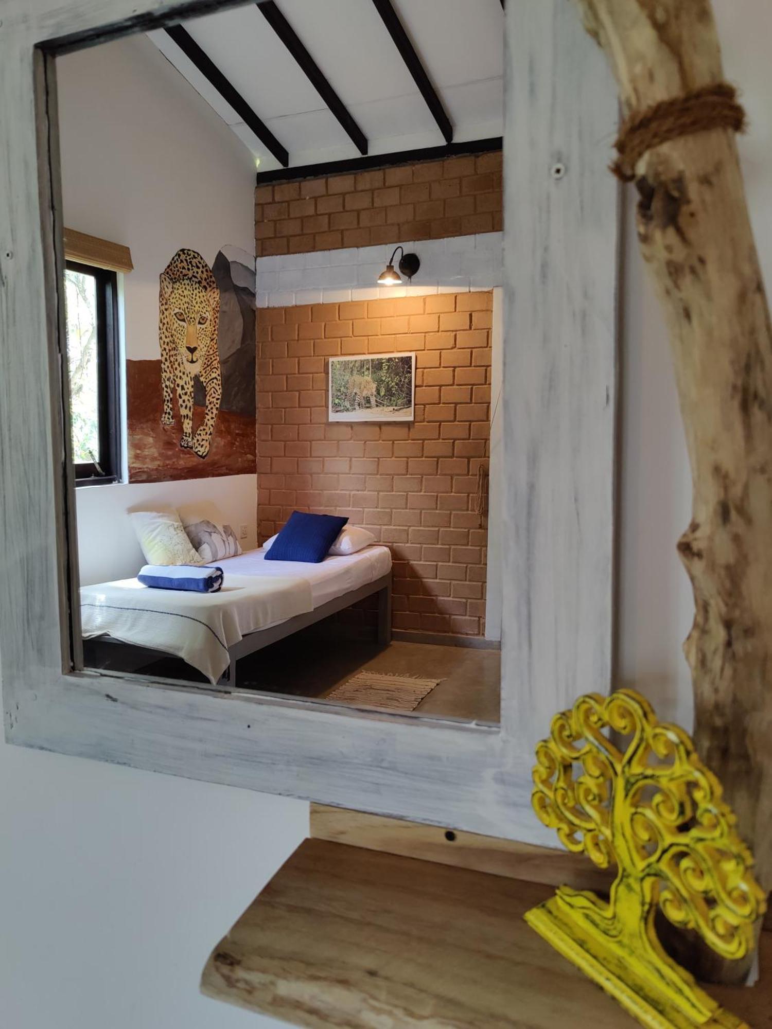 Villa Lyvie hotel&wellness Tangalle Esterno foto